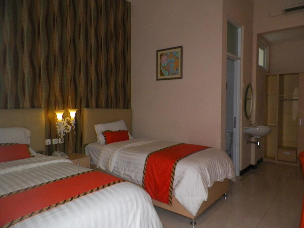 Ceria Boutique Hotel Maguwo Luaran gambar